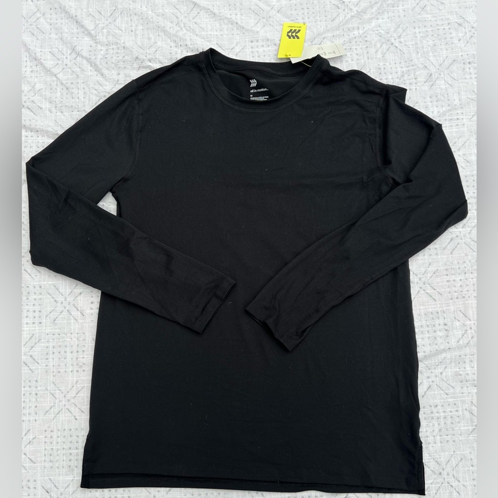 All in Motion Long Sleeve Men’s Active Shirt Size M NWT